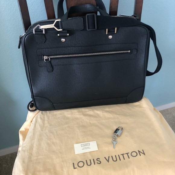 Louis Vuitton Other - Authentic LV briefcase laptop bag